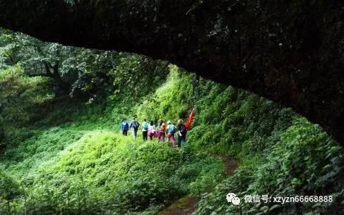 残疾男子摆摊拾荒16年捐出百万(十):求你们不要说我是拾荒者,我也想打工没办法,站不起来,捡瓶子也是工作,给一个残疾人留个自尊心